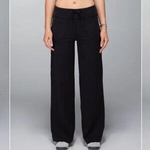 Women's Lululemon Still Pants Wide Leg Tie Waist Black Size 4 Tall